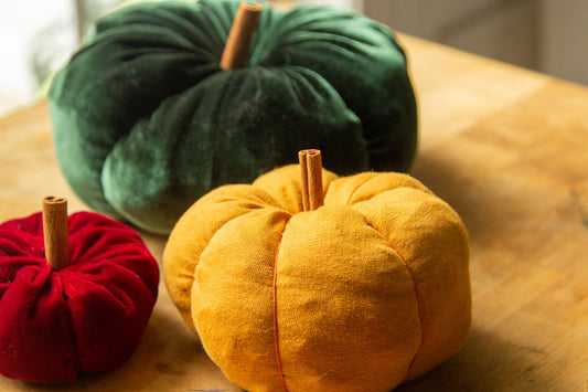 Scrap Buster: DIY Pumpkin Cushions