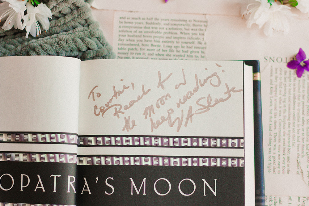 Cleopatra's Moon by Vicky Alvear Shecter