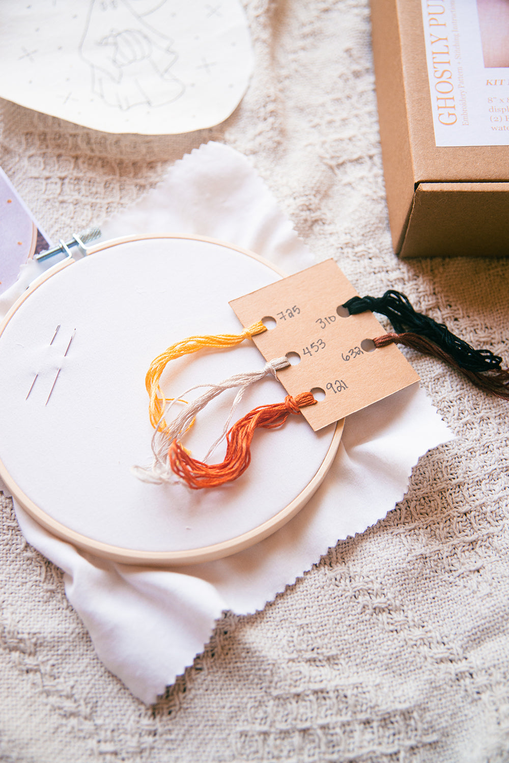 GHOSTLY PUMPKIN Embroidery Kit