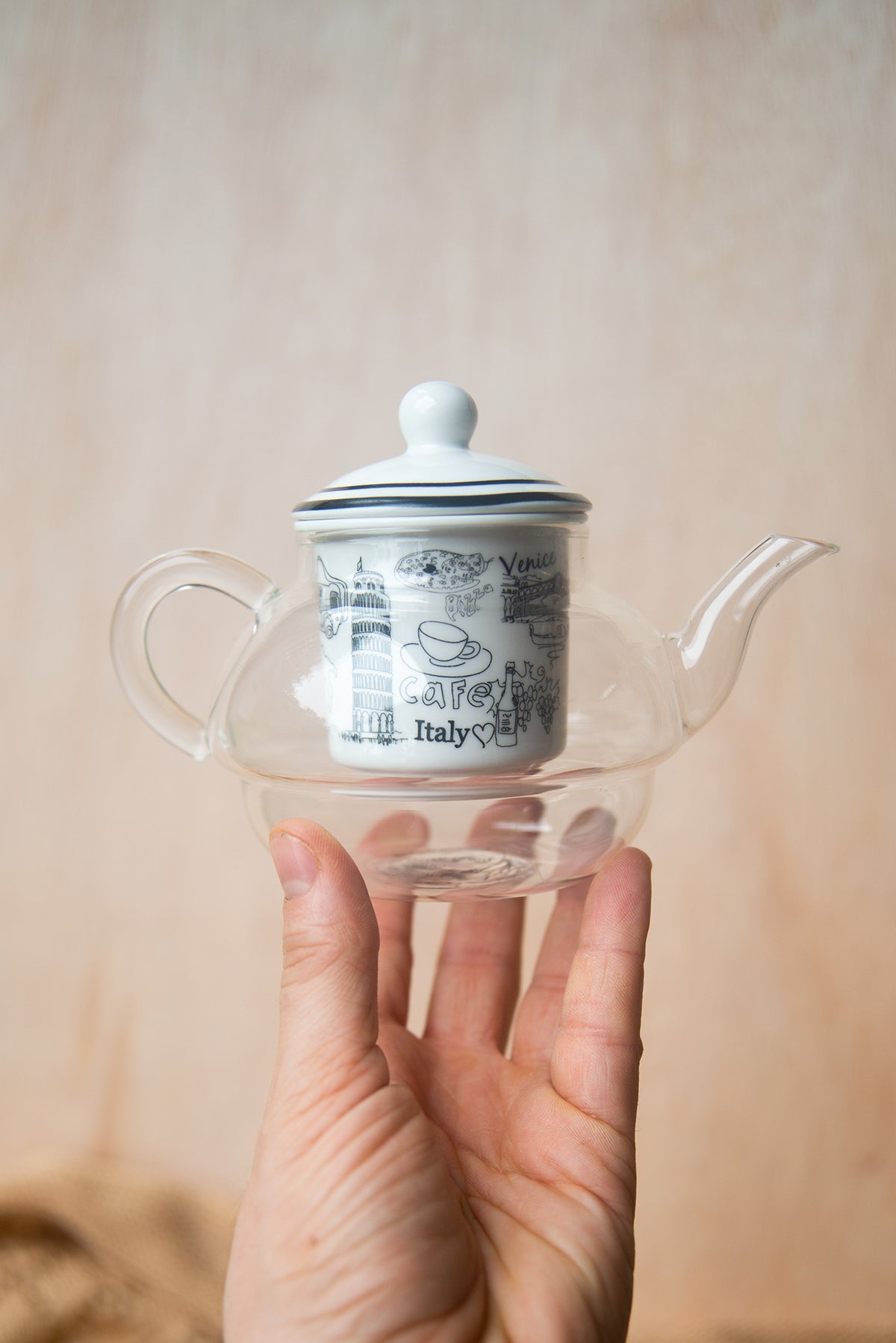 Graphic Italy Teapot and Cup Set