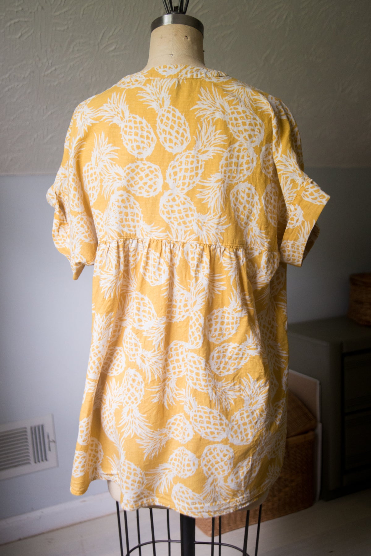 Secondhand Boxy Pineapple Print Shirt - Medium