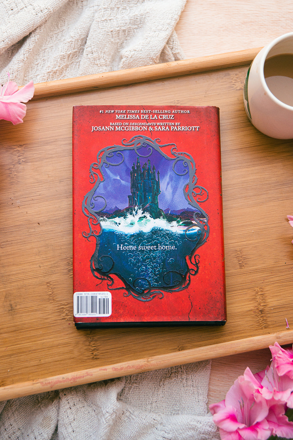 Return to the Isle of the Lost by Melissa De La Cruz