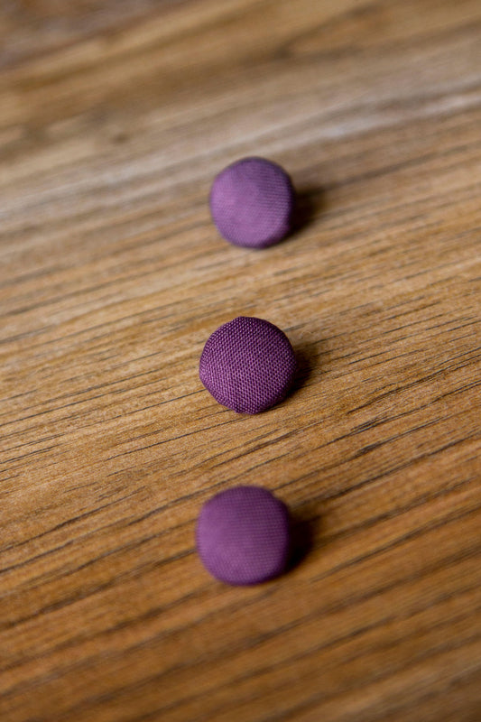 1/2" (1,3 cm) Dark Purple Button