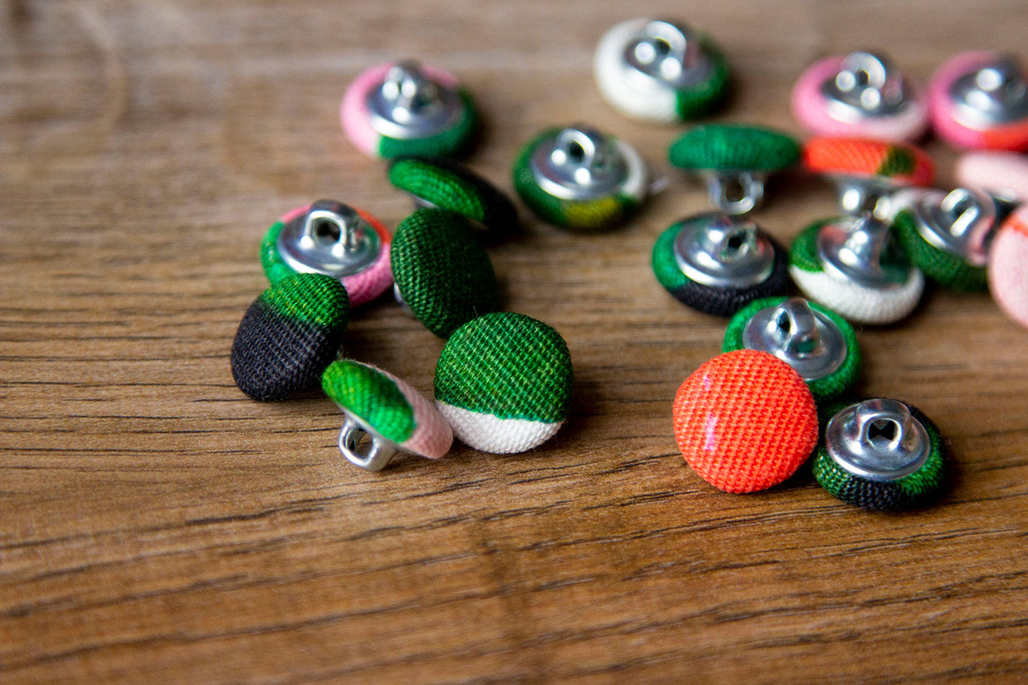 1/2" (1,3 cm) Tropical Print Button
