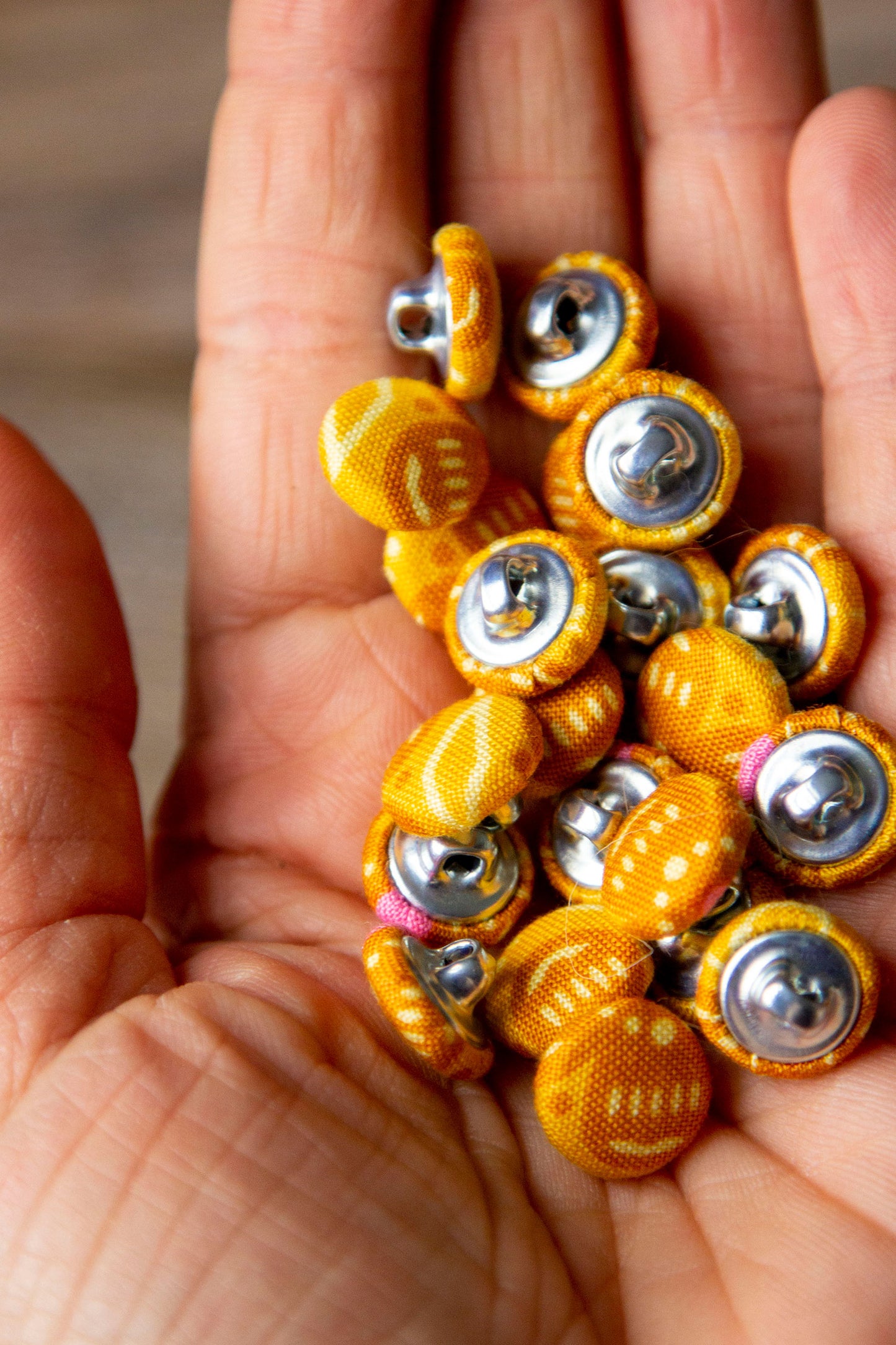 1/2" (1,3 cm) Orange + Pink Button