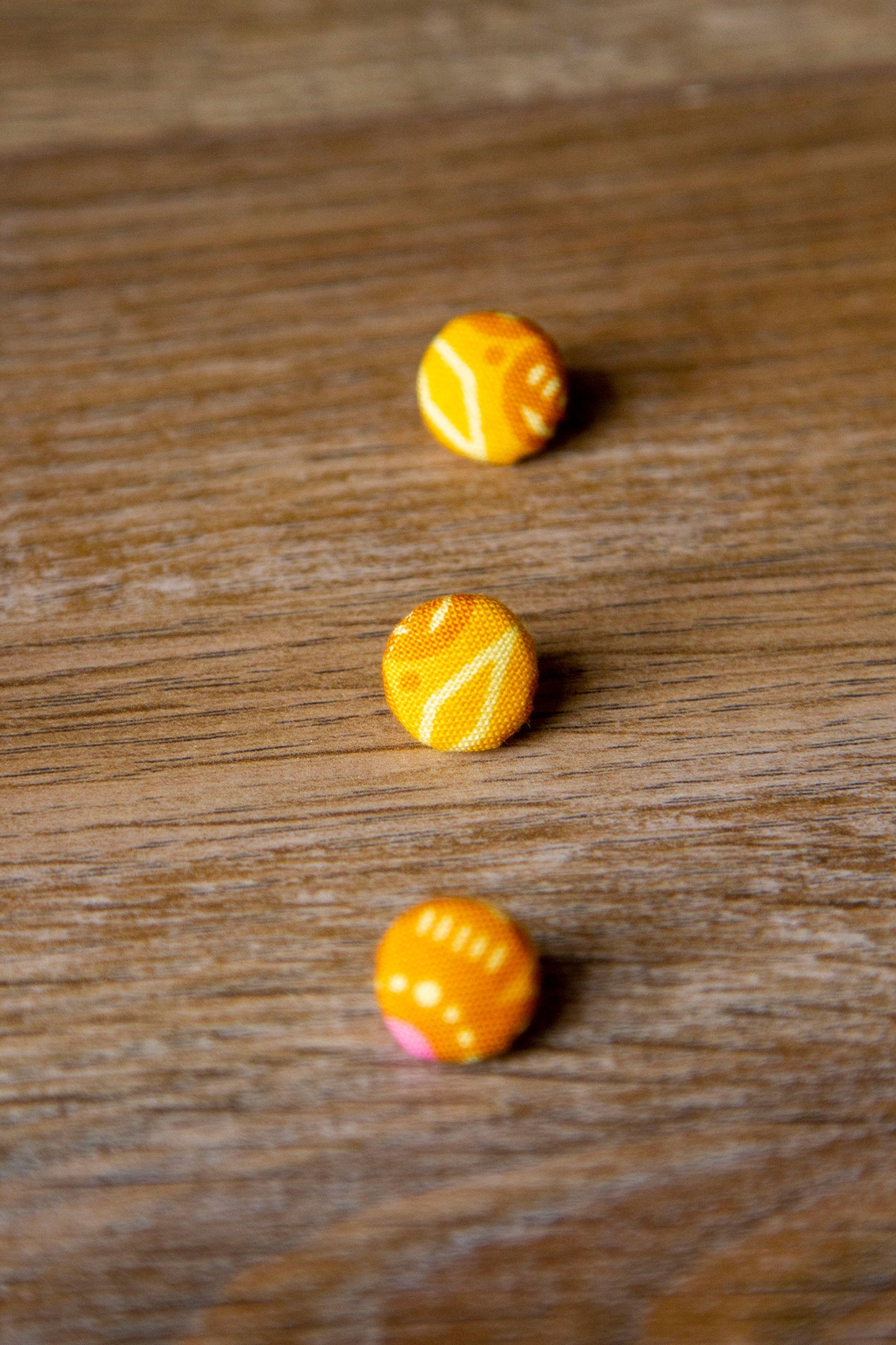 1/2" (1,3 cm) Orange + Pink Button