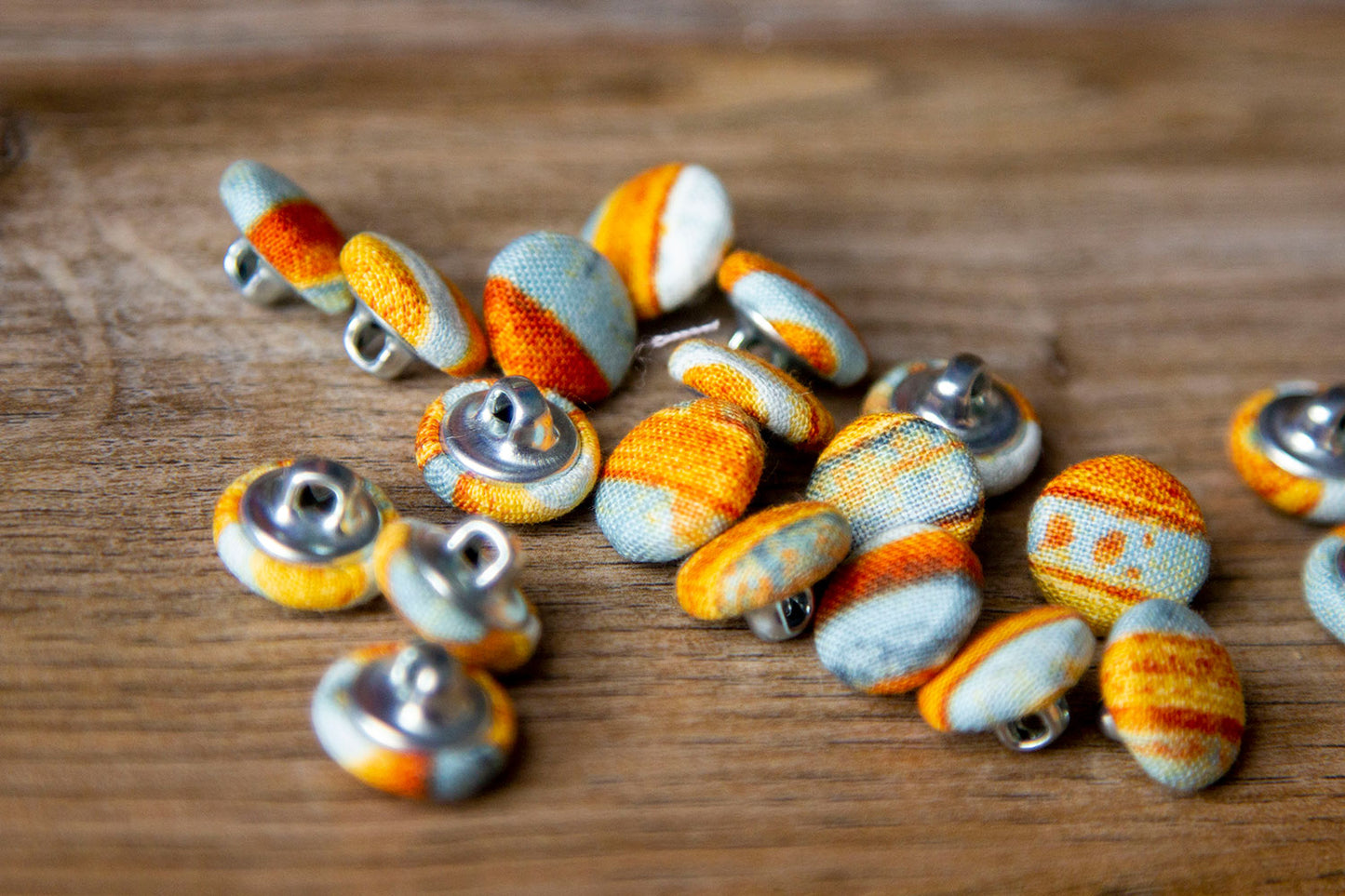 1/2" (1,3 cm) Orange Stripe Button