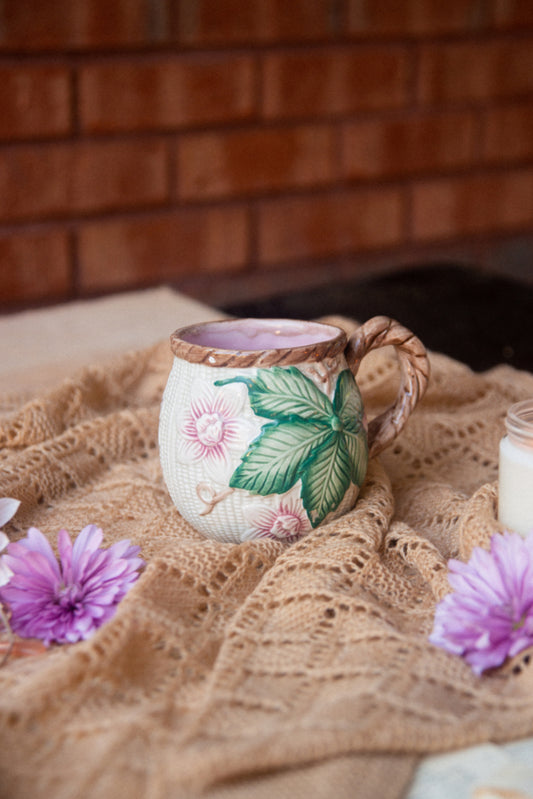 1989 Vintage Floral Basket Mug
