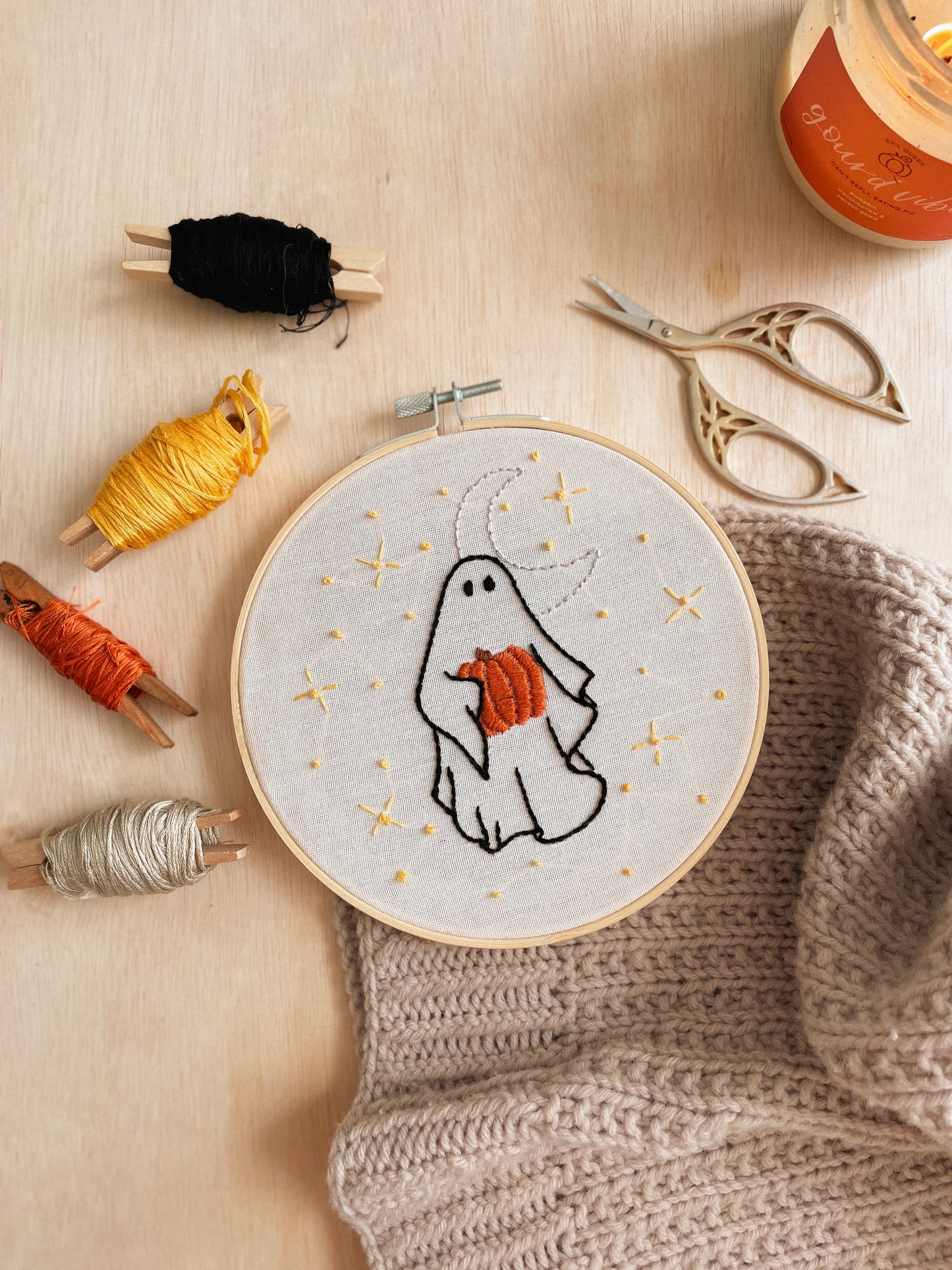 GHOSTLY PUMPKIN Embroidery Kit