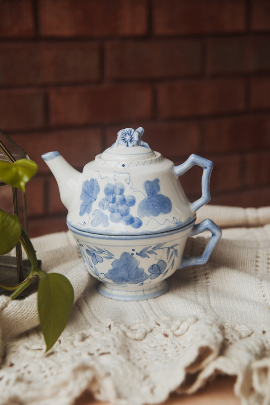 Blue Floral Teapot & Cup Set