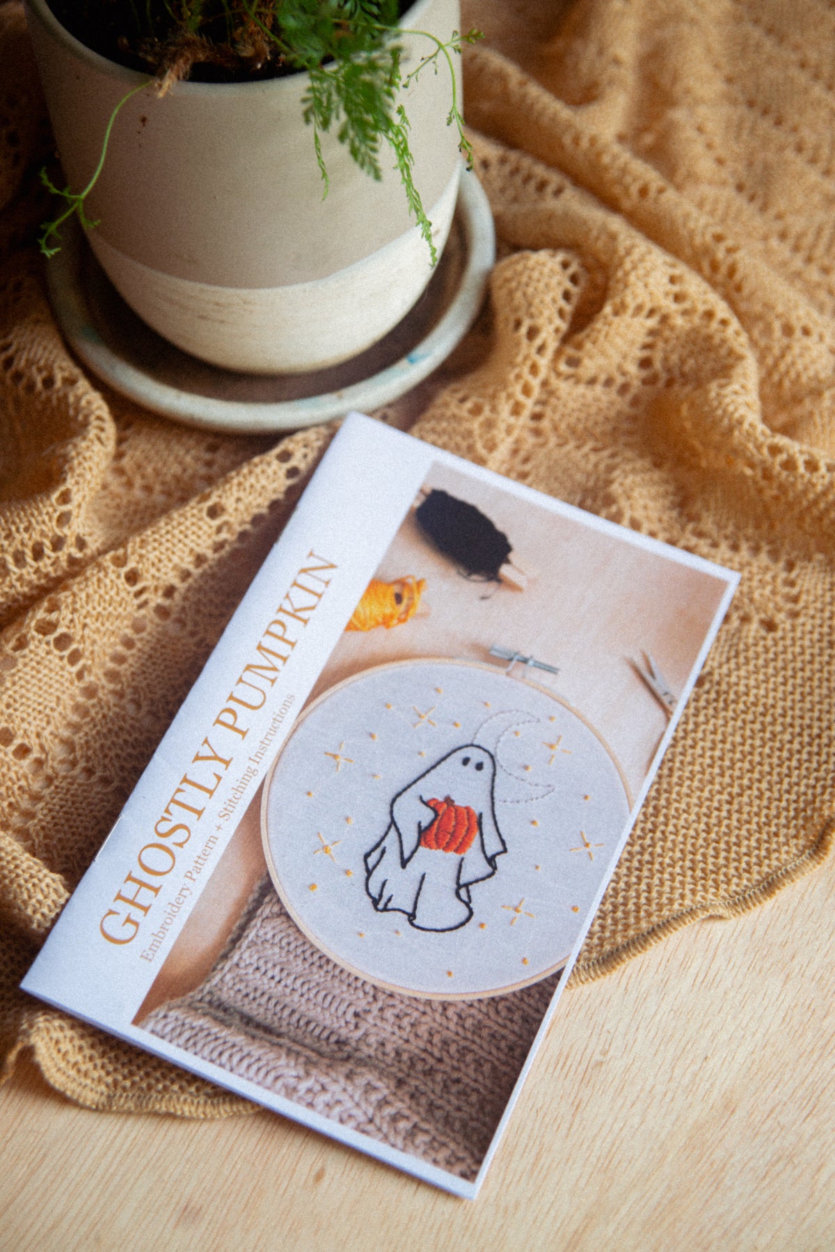 Ghostly Pumpkin Instruction Booklet