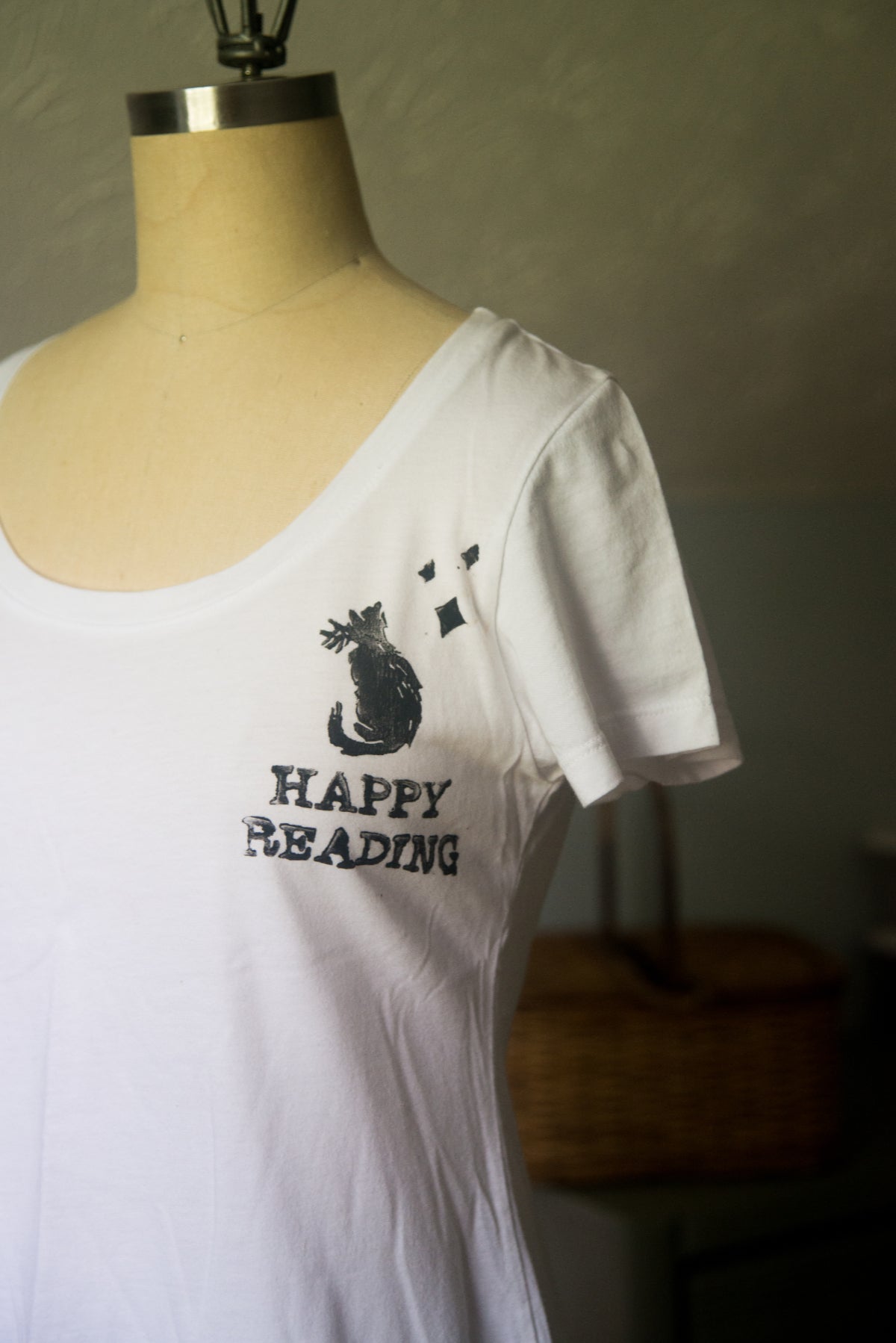 Happy Reading Cat Tee - XS
