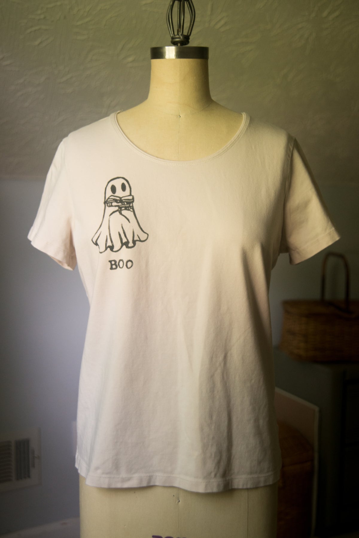 Boo Ghost Tee - MEDIUM