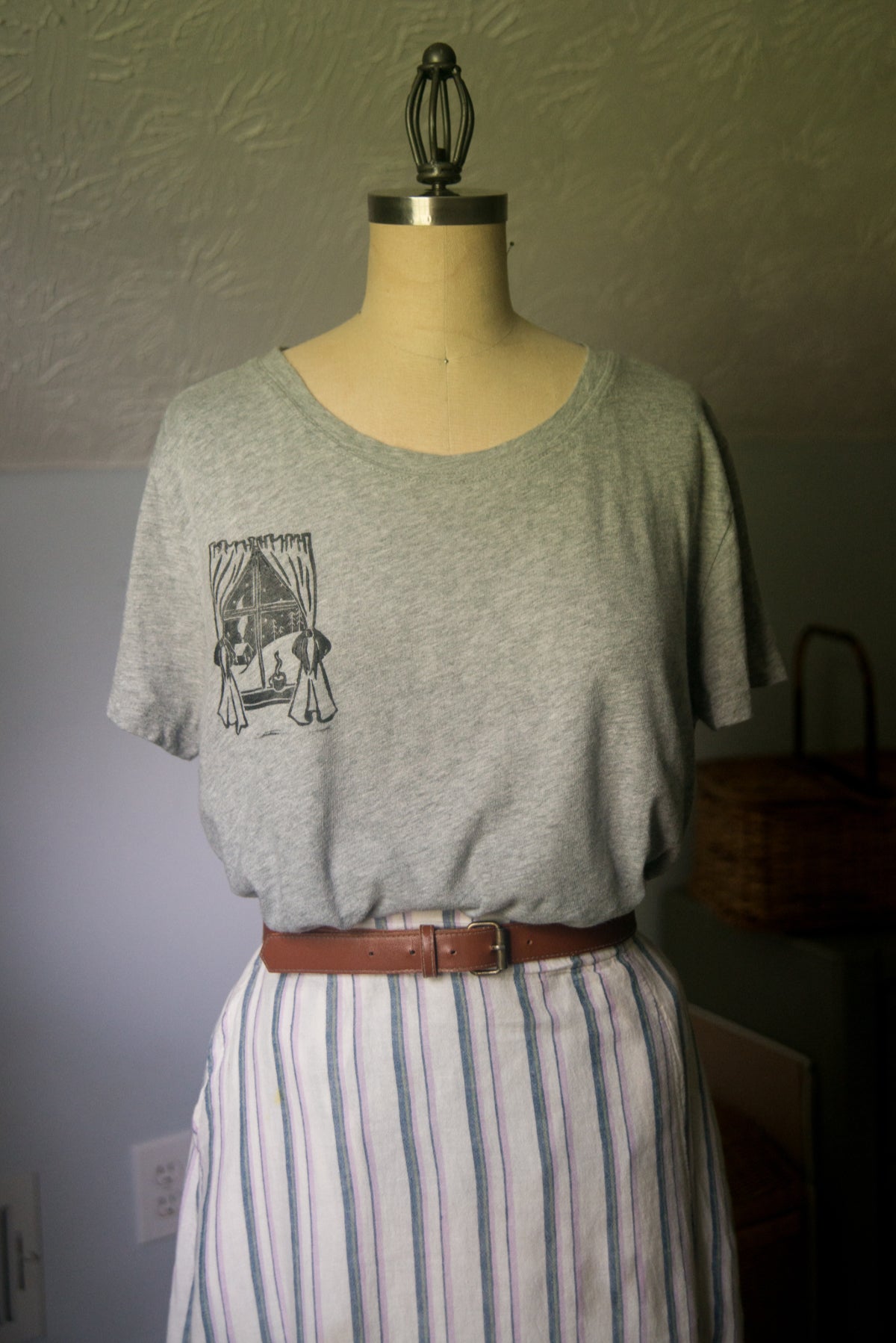 Cozy Winter Scene Tee - LARGE
