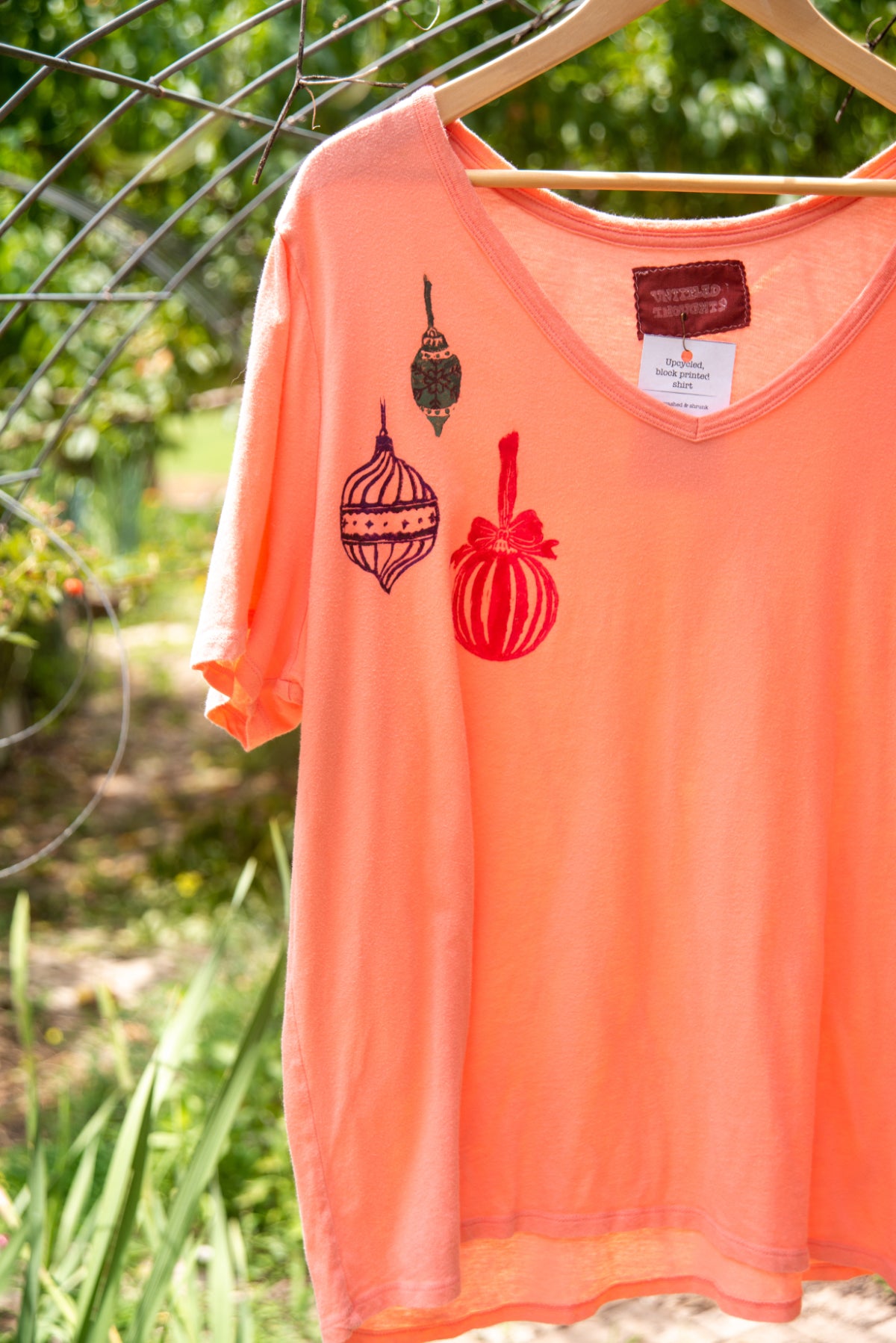 Christmas Baubles Tee - 2X