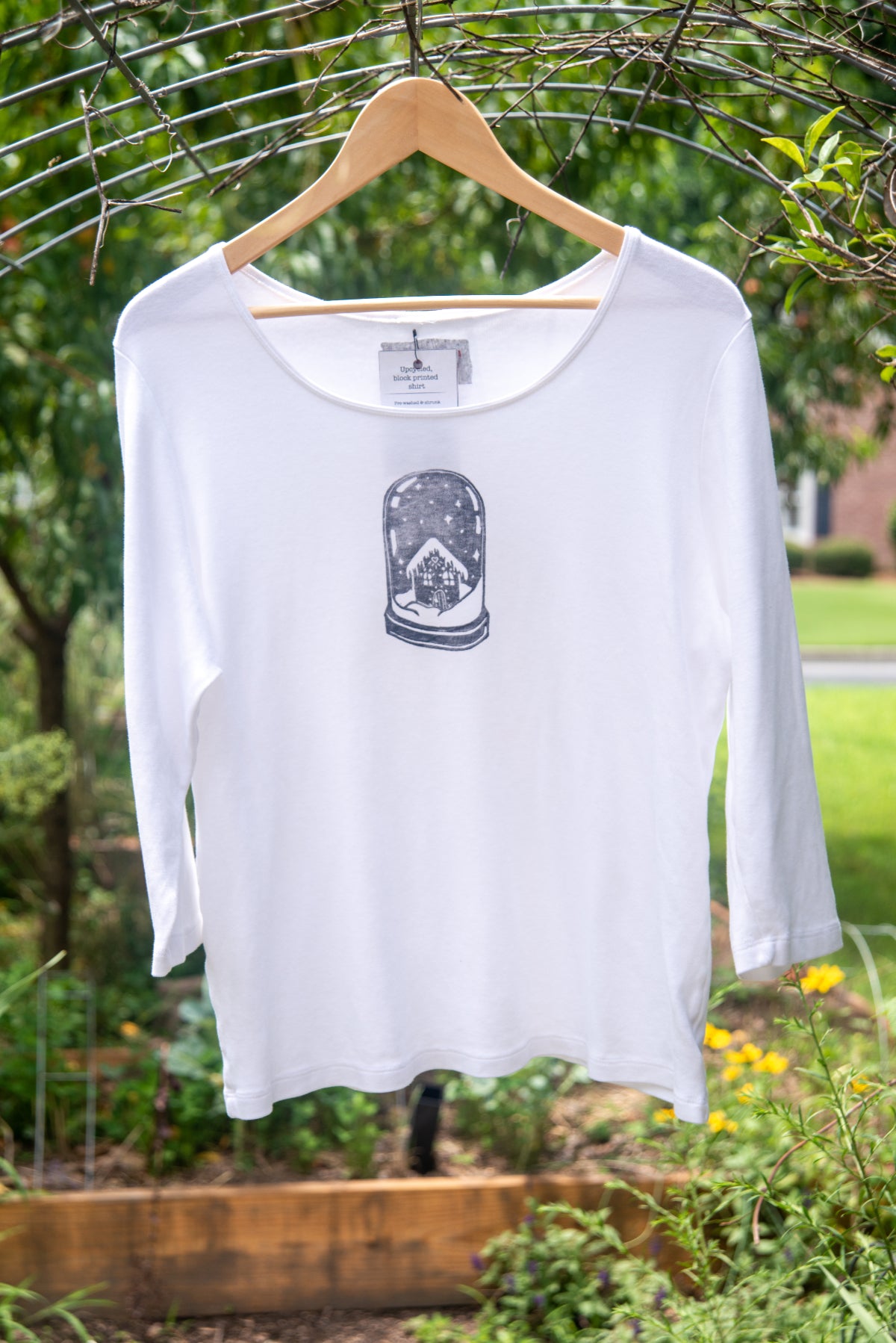 Snow Globe Tee - 1X