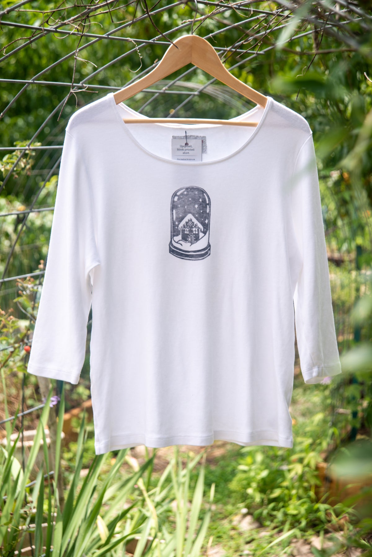 Snow Globe Tee - 1X