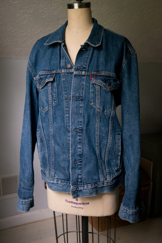 Levi's Denim Jacket - Large