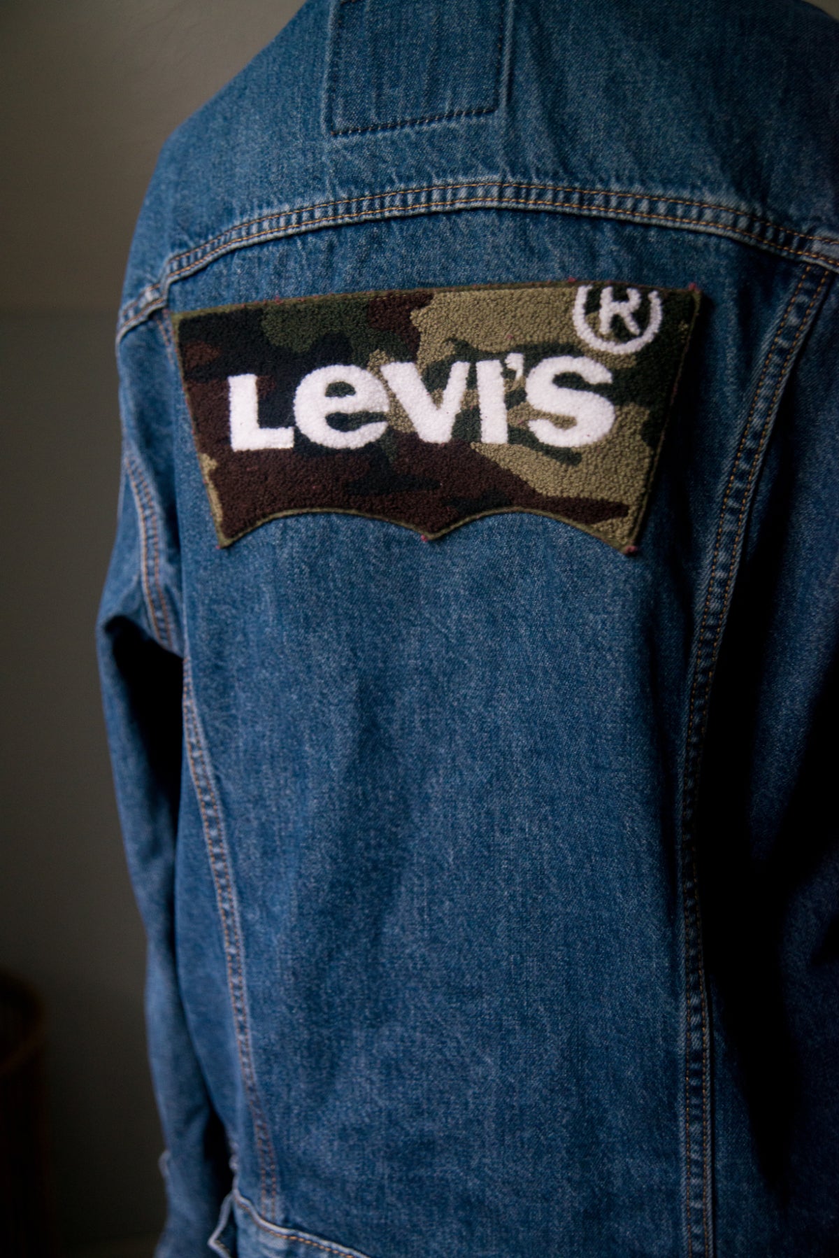 Levi's Denim Jacket - Large