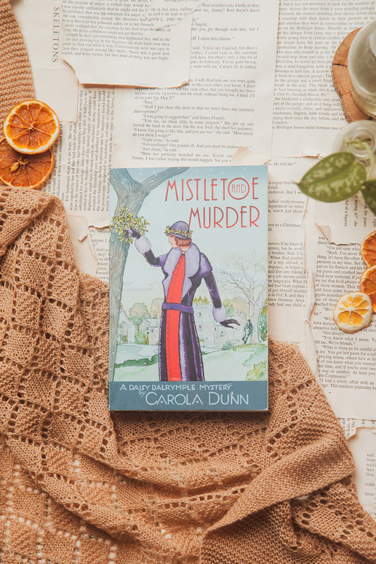 Mistletoe and Murder by Carola Dunn