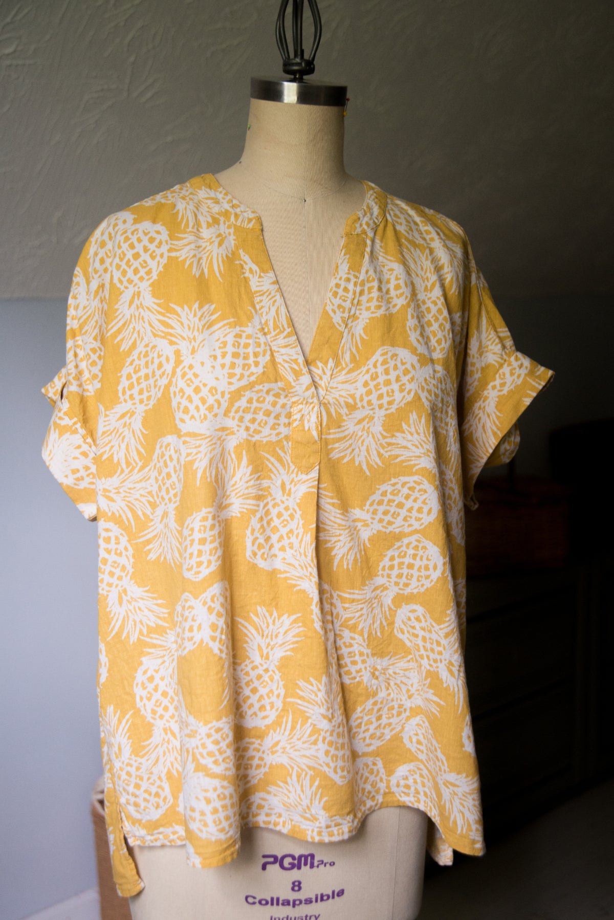 Secondhand Boxy Pineapple Print Shirt - Medium
