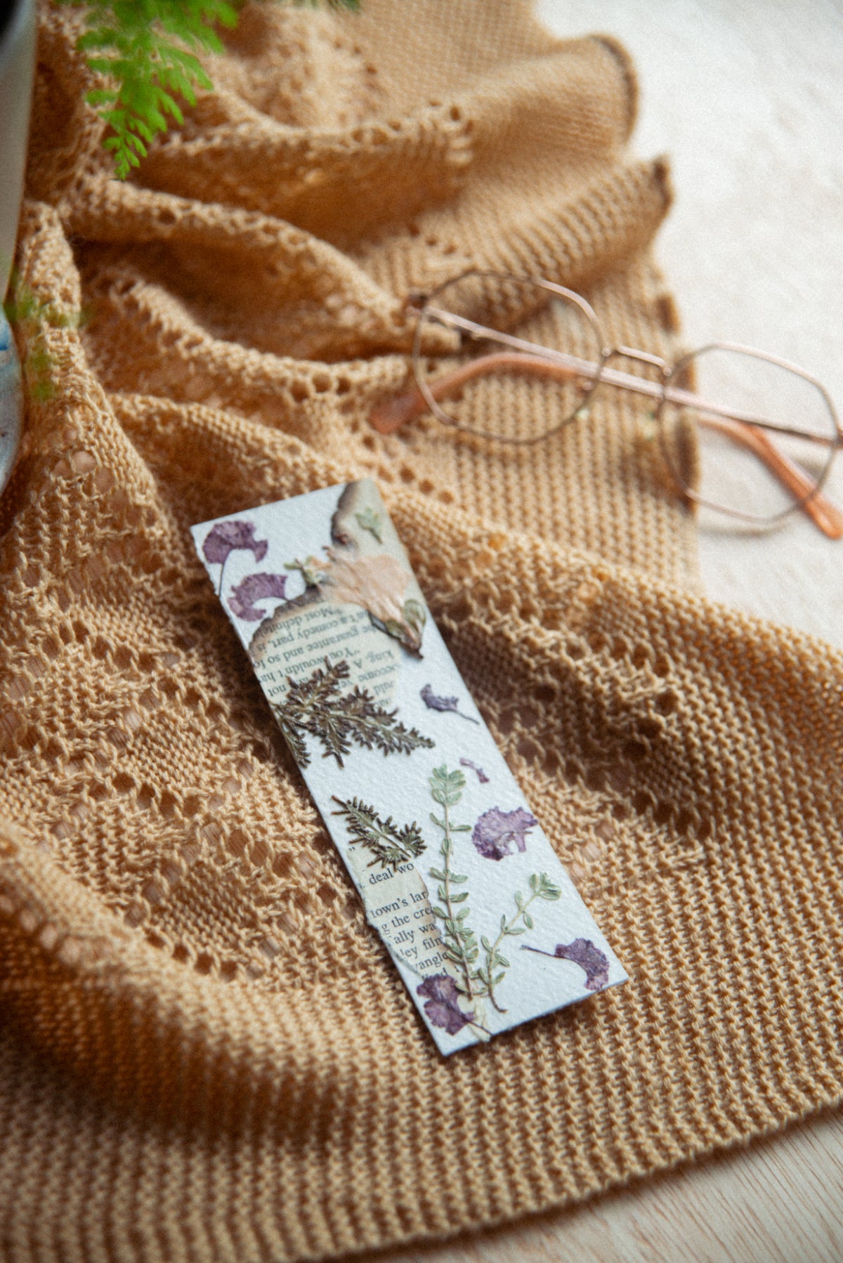 Pressed Floral Bookmark: 2x6