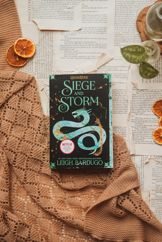 Seige and Storm by Leigh Bardugo