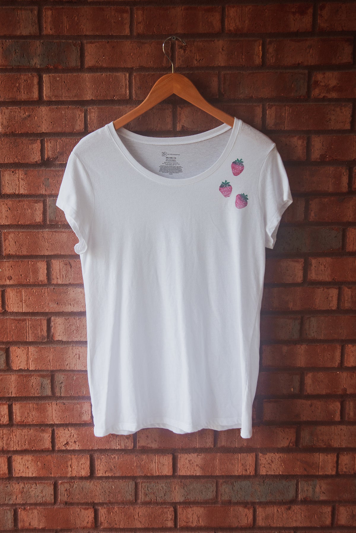 Strawberry Tee - Size C