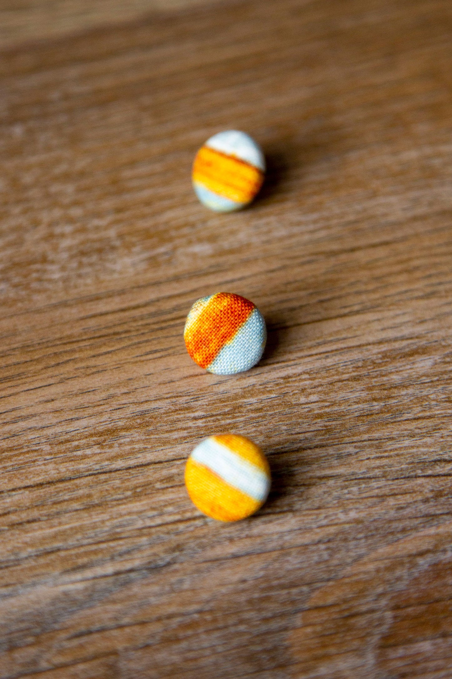 1/2" (1,3 cm) Orange Stripe Button